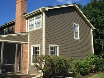 Revitalize Your Home’s Exterior: Why Re-Siding is the Smart Choice image