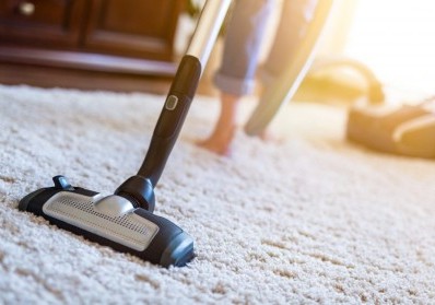 Carpet Cleaning vs. DIY: Why Hiring a Professional is the Better Choice blog image